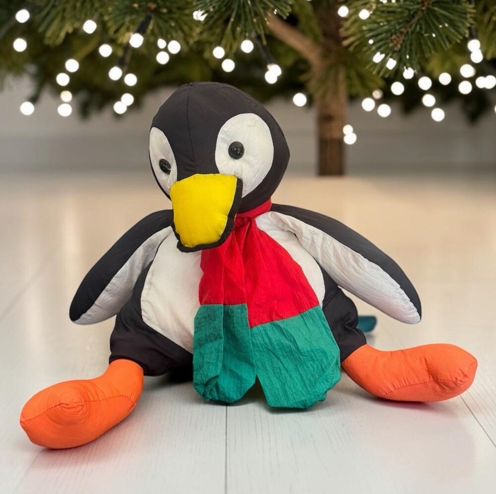 Vintage 1991 Penguin Parachute Nylon Fabric 20” CHRISTMAS 3789/21
